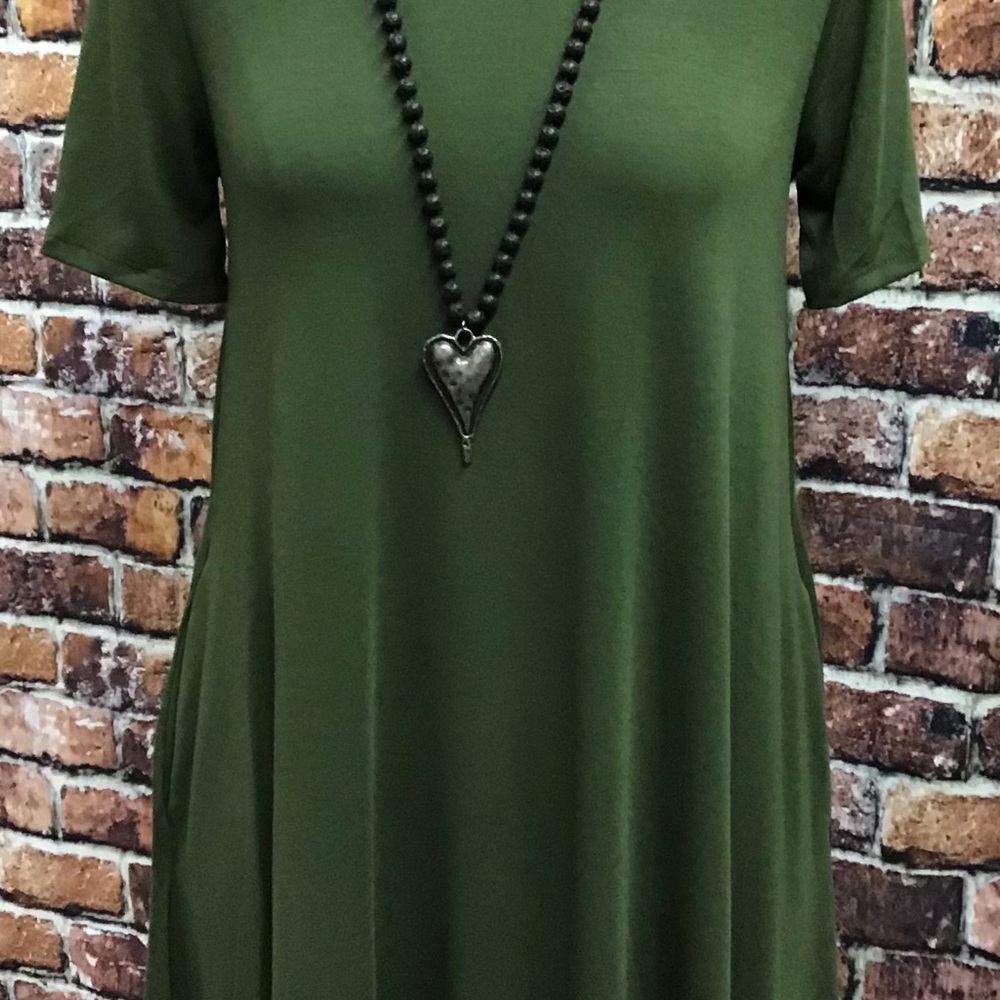 Dark green pocket dress